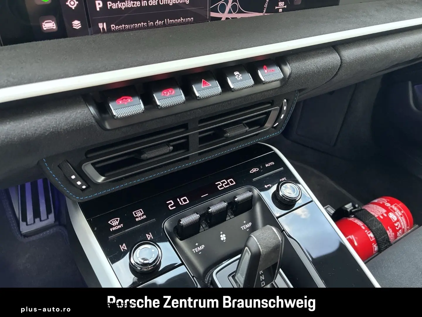 PORSCHE 992 911 Dakar Burmester HA-Lenkung Sportabgas