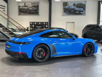 PORSCHE 992 Carrera GTS Coupé PDLS PANO ACC BOSE 18WEGE
