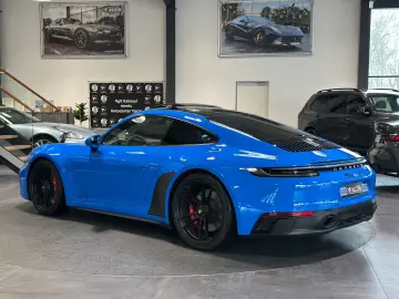 PORSCHE 992 Carrera GTS Coupé PDLS PANO ACC BOSE 18WEGE