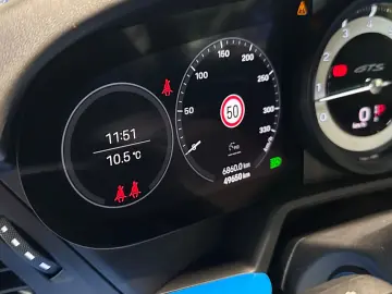 PORSCHE 992 Carrera GTS Coupé PDLS PANO ACC BOSE 18WEGE