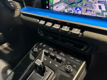 PORSCHE 992 Carrera GTS Coupé PDLS PANO ACC BOSE 18WEGE