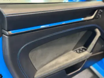 PORSCHE 992 Carrera GTS Coupé PDLS PANO ACC BOSE 18WEGE