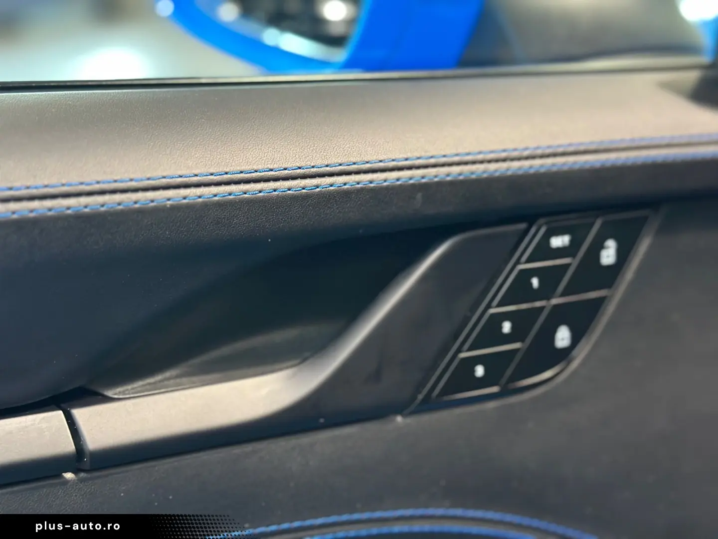 PORSCHE 992 Carrera GTS Coupé PDLS PANO ACC BOSE 18WEGE