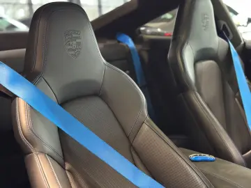 PORSCHE 992 Carrera GTS Coupé PDLS PANO ACC BOSE 18WEGE