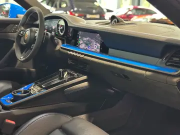 PORSCHE 992 Carrera GTS Coupé PDLS PANO ACC BOSE 18WEGE