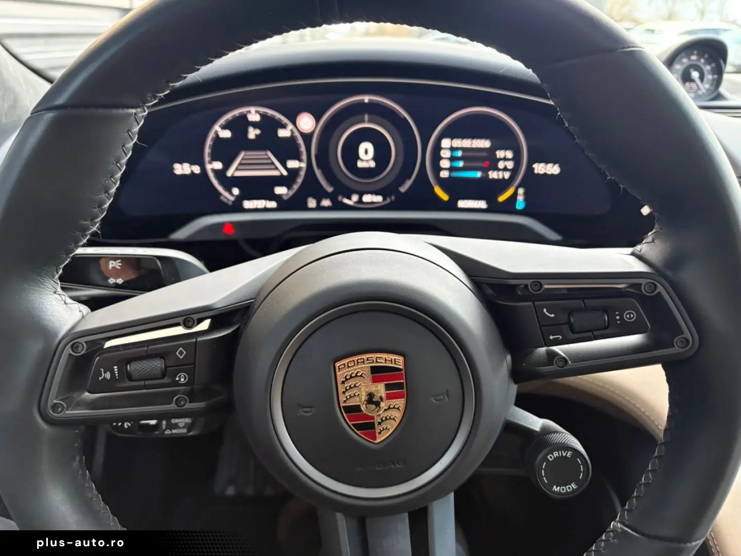 PORSCHE Taycan GTS-PANO-INNO-BOSE-HEAD UP-1.HAND