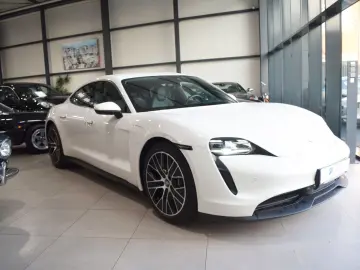 PORSCHE Taycan   PASM   20  TurboRad