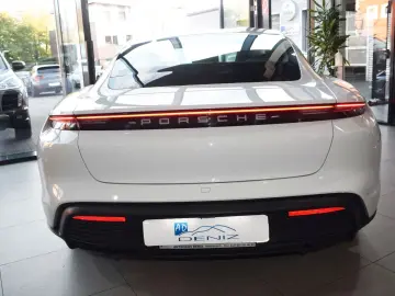 PORSCHE Taycan   PASM   20  TurboRad