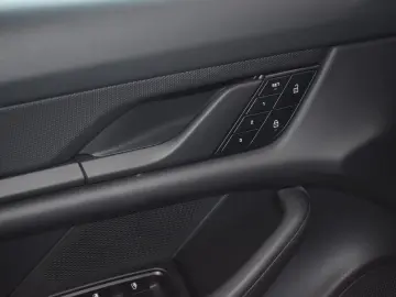 PORSCHE Taycan   PASM   20  TurboRad