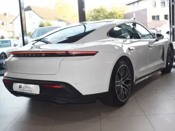 PORSCHE Taycan   PASM   20  TurboRad