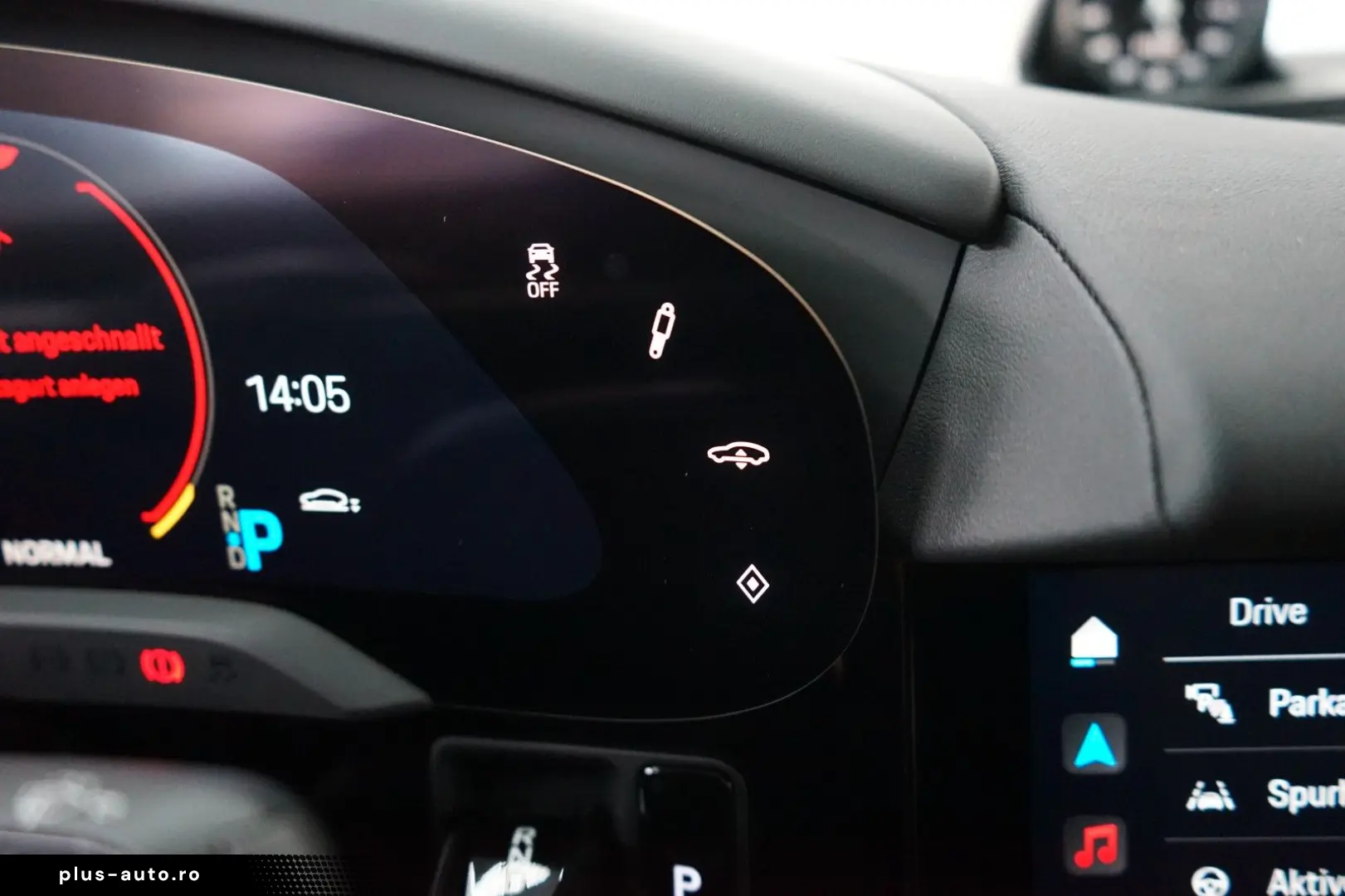 PORSCHE Taycan Cross Turismo 4 Offroad P-Display InnoDri