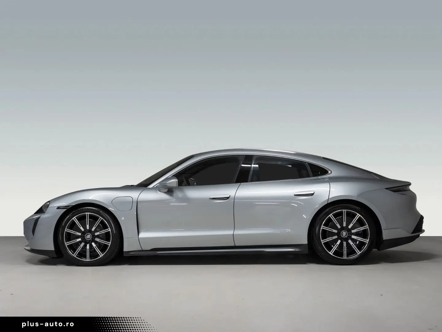 PORSCHE Taycan 4S InnoDrive Hinterachslenkung BOSE