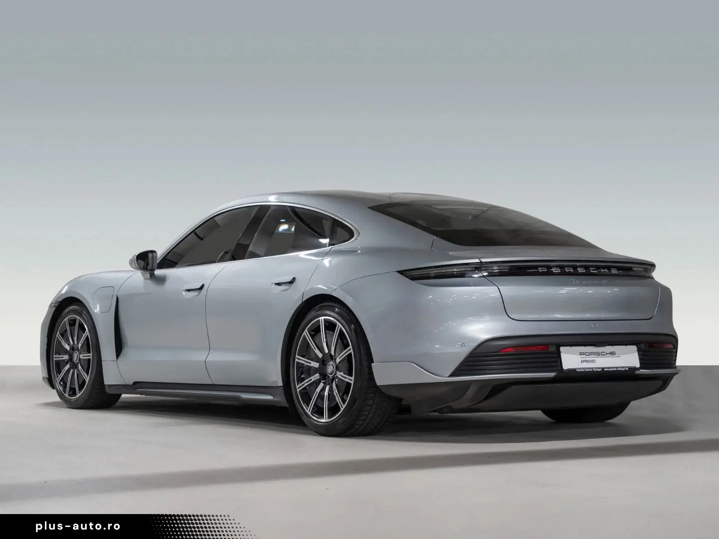 PORSCHE Taycan 4S InnoDrive Hinterachslenkung BOSE