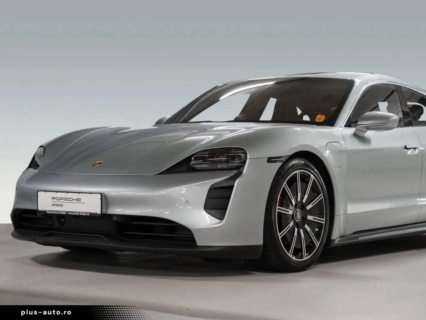 PORSCHE Taycan 4S InnoDrive Hinterachslenkung BOSE