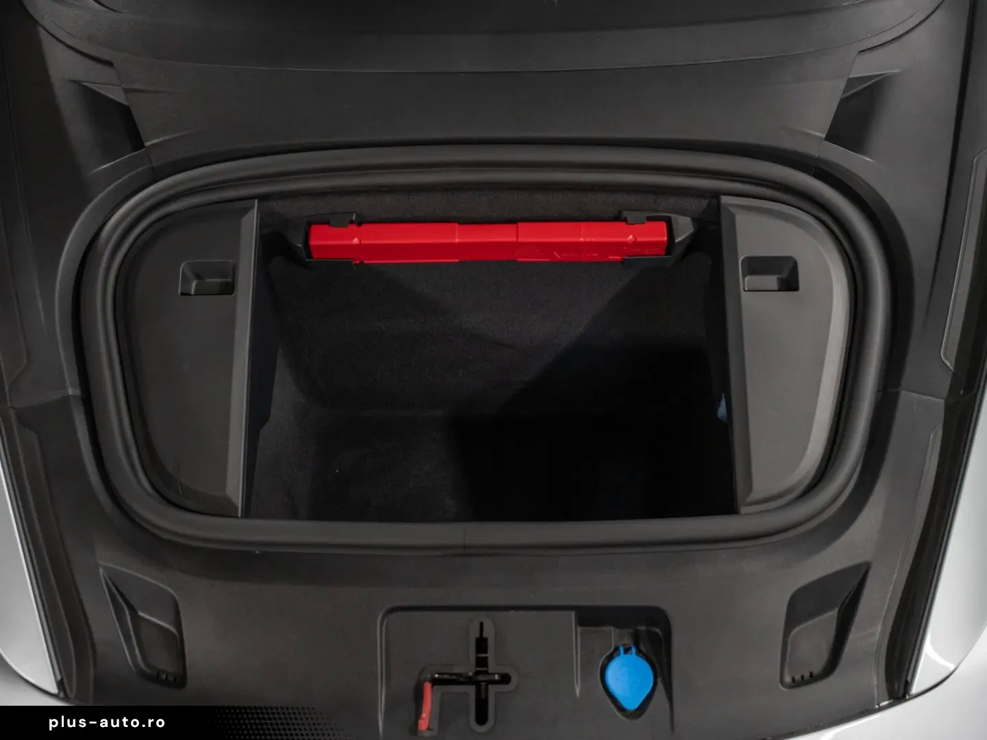 PORSCHE Taycan 4S InnoDrive Hinterachslenkung BOSE