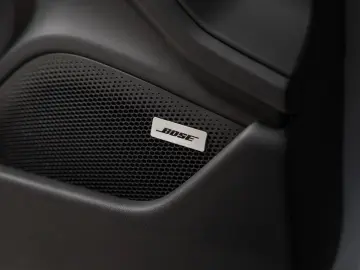 PORSCHE Taycan 4S InnoDrive Hinterachslenkung BOSE