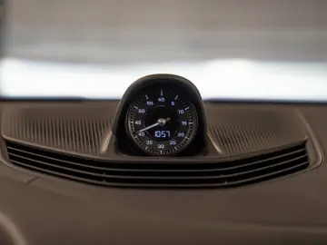 PORSCHE Taycan 4S InnoDrive Hinterachslenkung BOSE