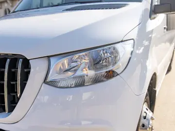 Mercedes-Benz Sprinter 517 CDI Microbuz 19 1 1 locuri