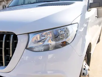 Mercedes-Benz Sprinter 517 CDI Microbuz 21 locuri