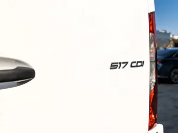 Mercedes-Benz Sprinter 517 CDI Microbuz 21 locuri