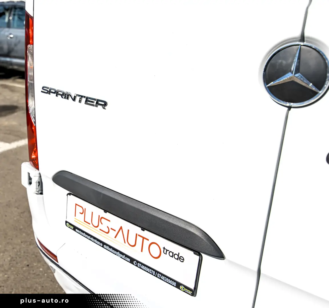 Mercedes-Benz Sprinter 517 CDI Microbuz 21 locuri