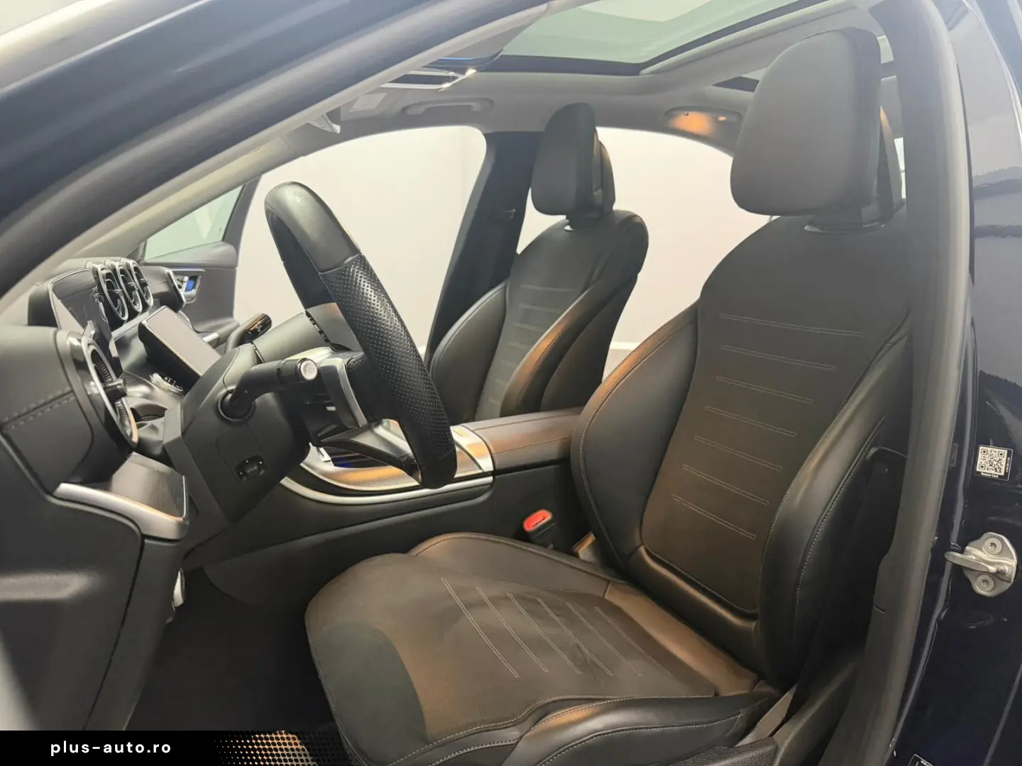 MERCEDES-BENZ C 300d 4M Limo AMG LINE PANO DIGI-LIGH&hellip;