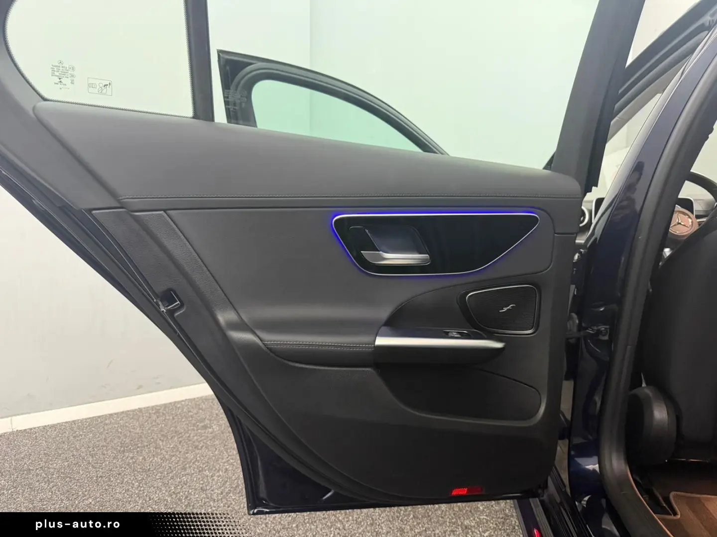 MERCEDES-BENZ C 300d 4M Limo AMG LINE PANO DIGI-LIGH&hellip;