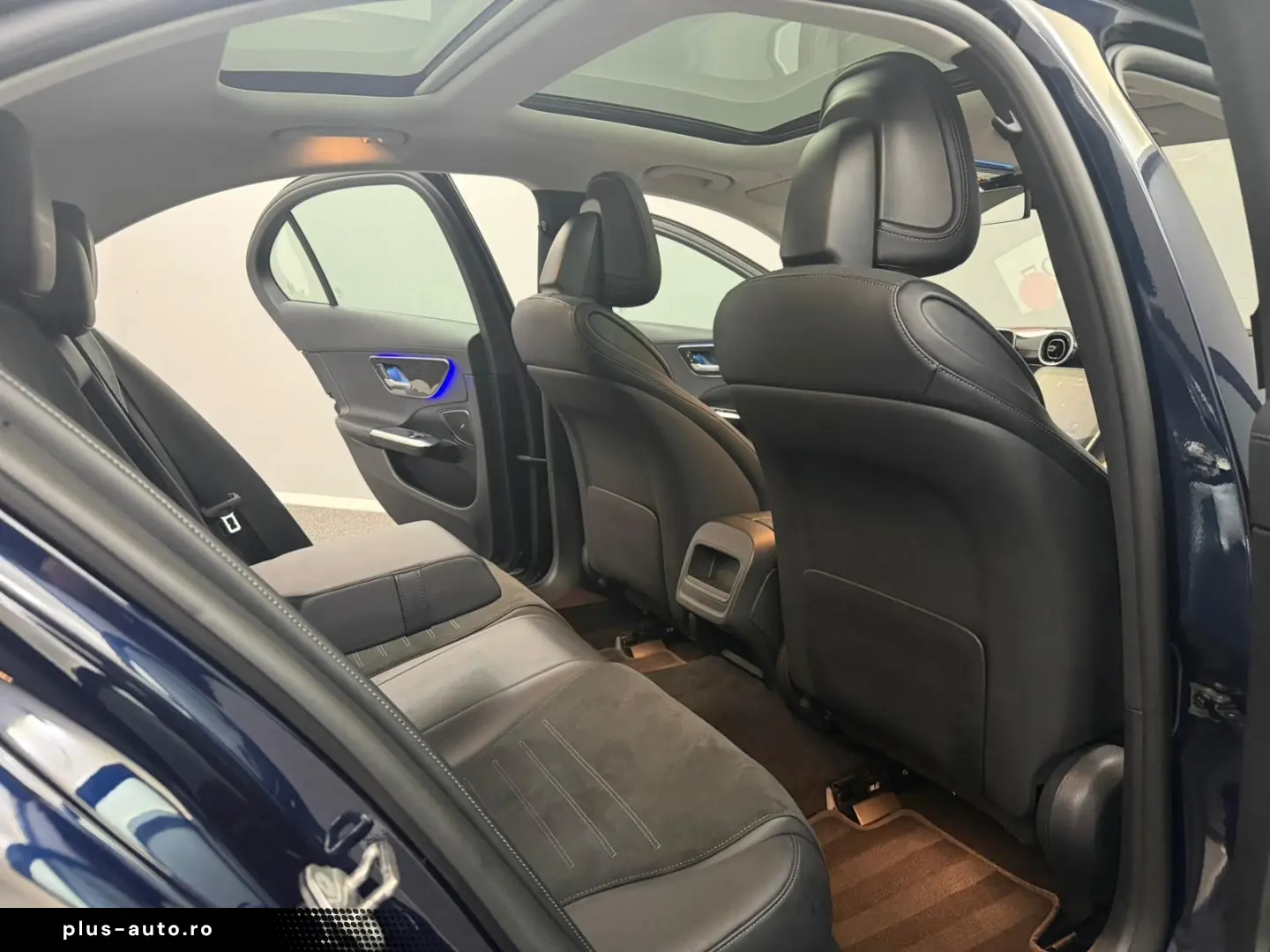 MERCEDES-BENZ C 300d 4M Limo AMG LINE PANO DIGI-LIGH&hellip;