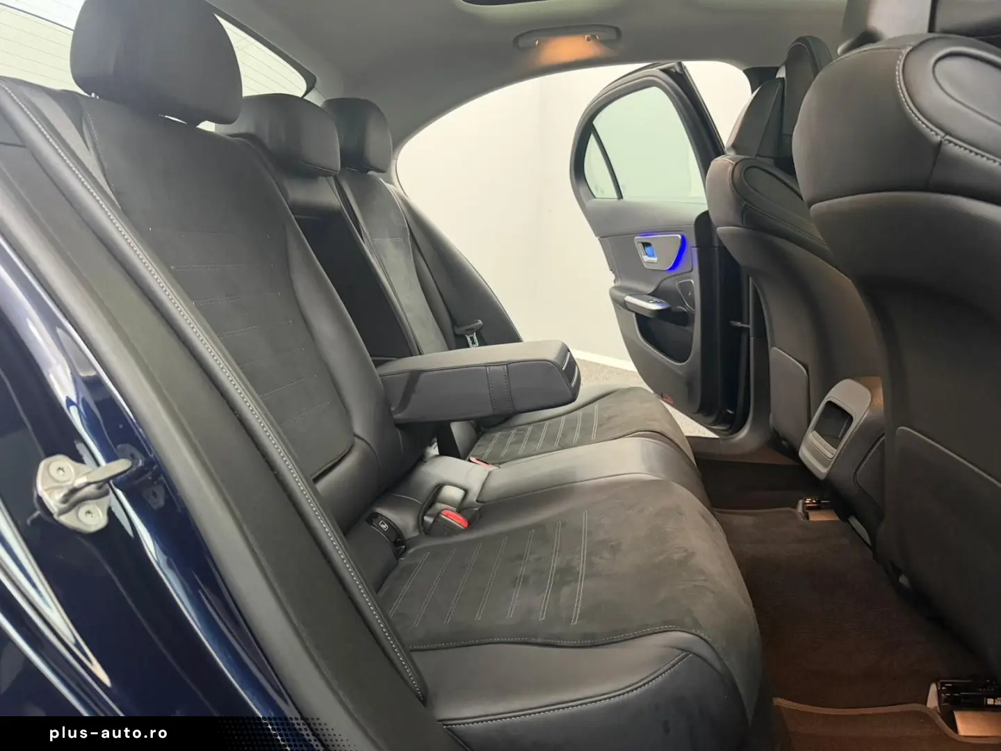 MERCEDES-BENZ C 300d 4M Limo AMG LINE PANO DIGI-LIGH&hellip;