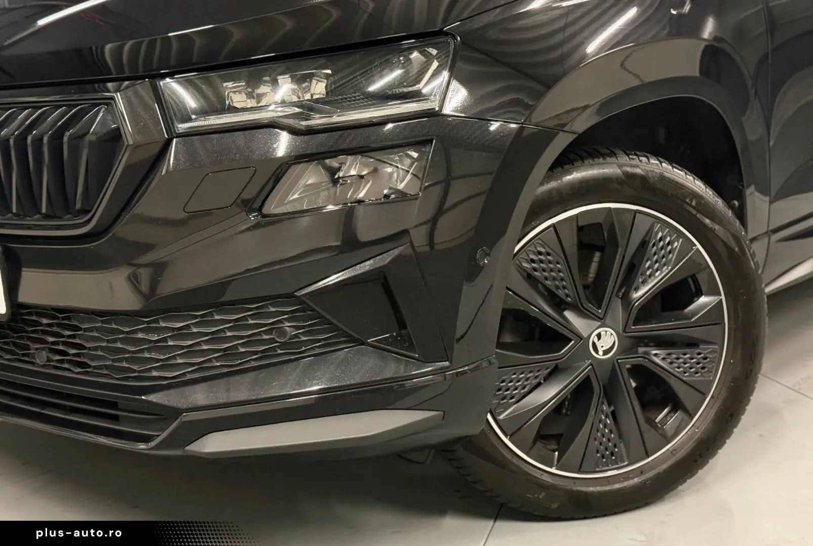 SKODA Karoq Sportline 4x4  Piele  Panoramic
