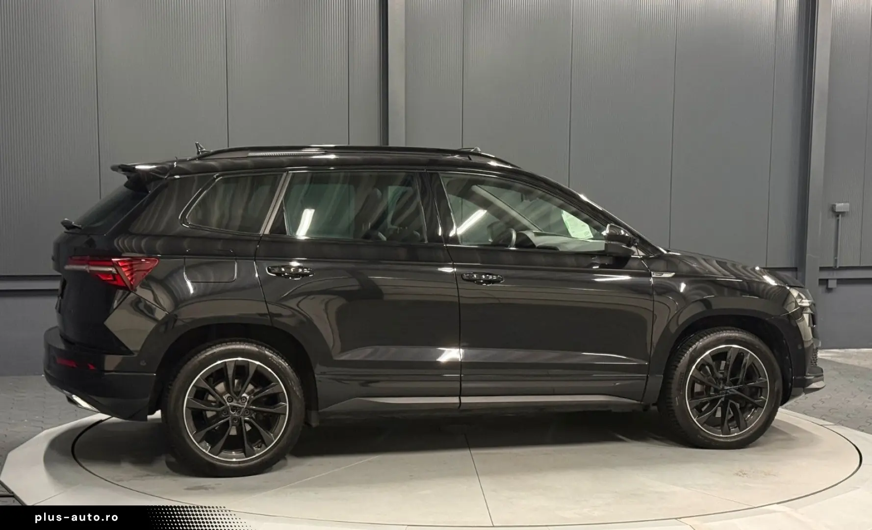 SKODA Karoq Sportline 4x4  Piele  Panoramic