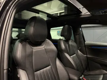 SKODA Karoq Sportline 4x4  Piele  Panoramic