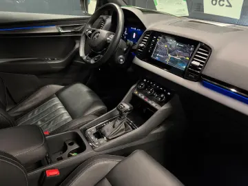 SKODA Karoq Sportline 4x4  Piele  Panoramic