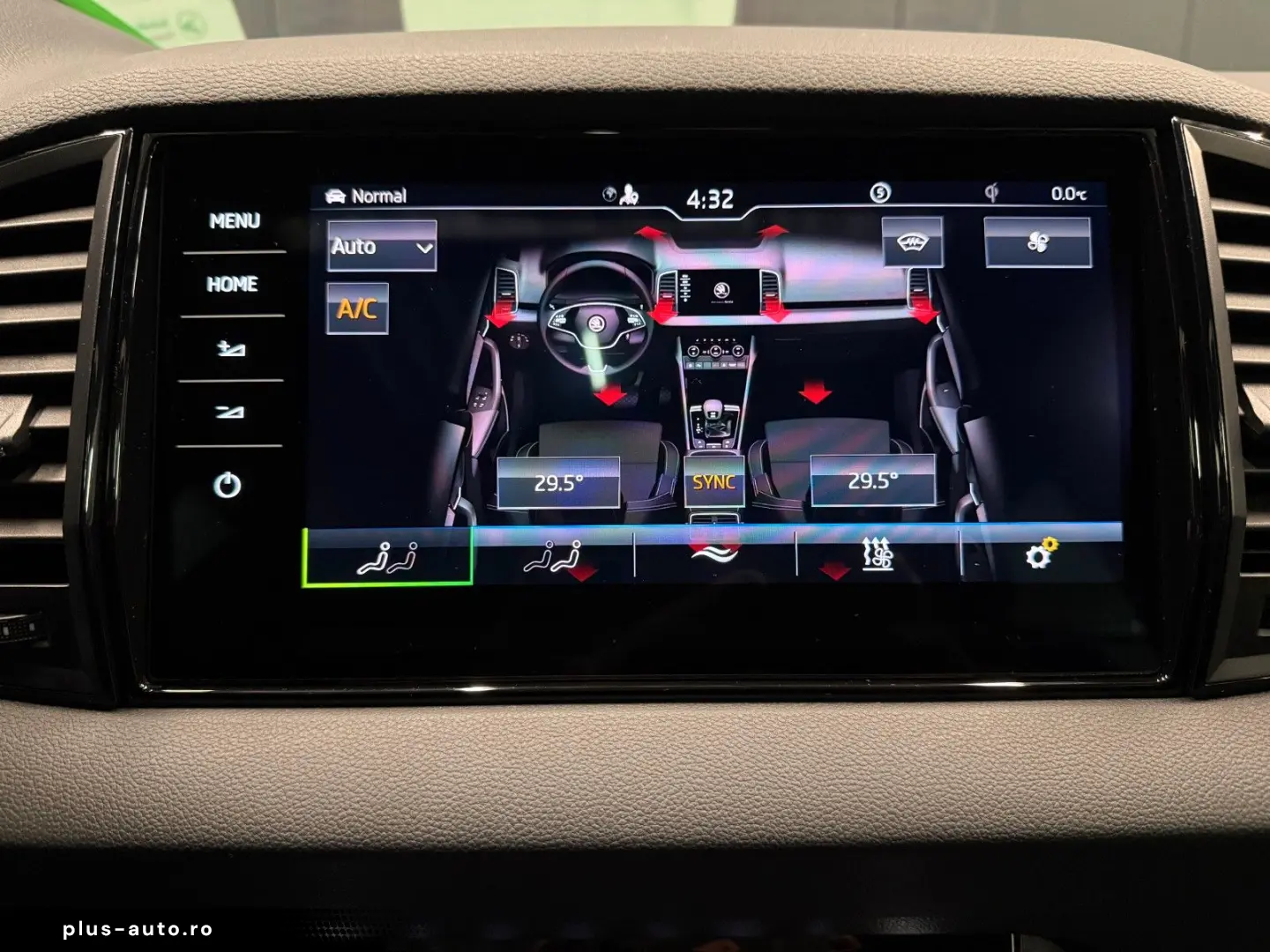 SKODA Karoq Sportline 4x4  Piele  Panoramic