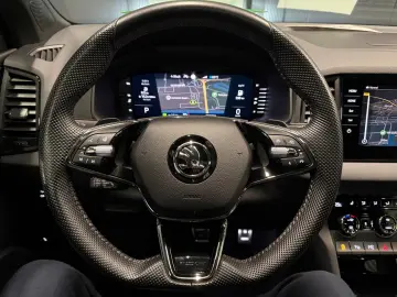 SKODA Karoq Sportline 4x4  Piele  Panoramic