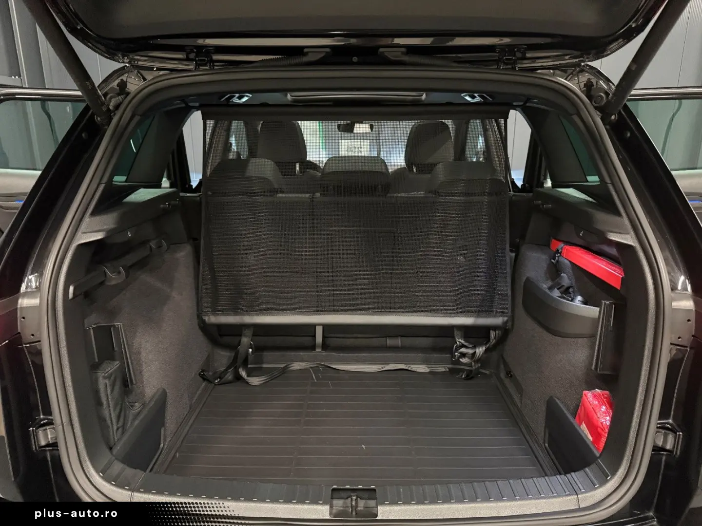 SKODA Karoq Sportline 4x4  Piele  Panoramic