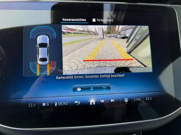 Mercedes-Benz E 200 AMG Night  Distronic  Kamera