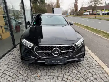Mercedes-Benz E 200 AMG Night  Distronic  Kamera