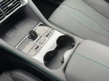 BYD SEAL U DM-i PHEV Boost