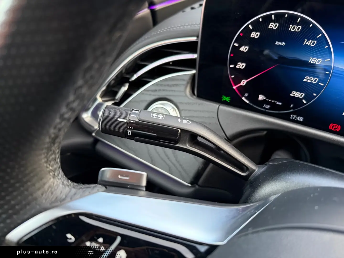 Mercedes-Benz E 200 NIGHT ACC PANO AMG LINE