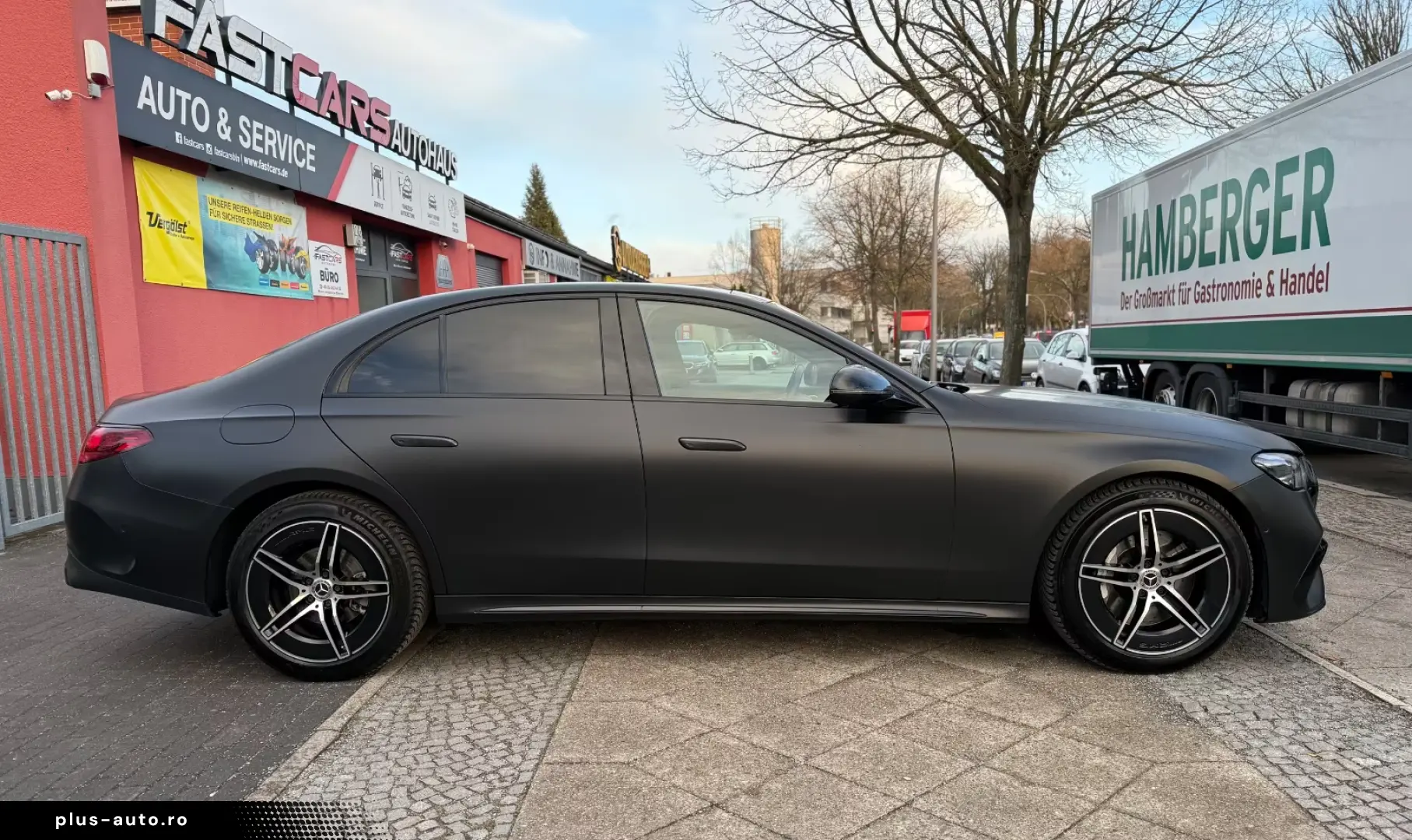 Mercedes-Benz E 200 NIGHT ACC PANO AMG LINE