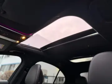 Mercedes-Benz E 200 NIGHT ACC PANO AMG LINE