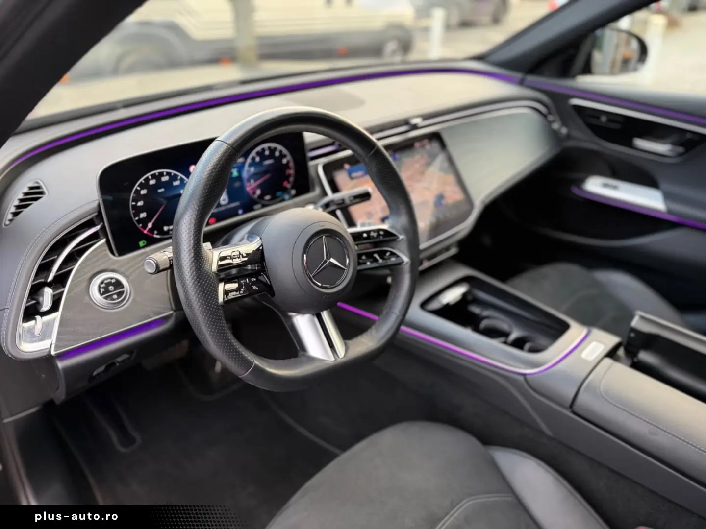 Mercedes-Benz E 200 NIGHT ACC PANO AMG LINE