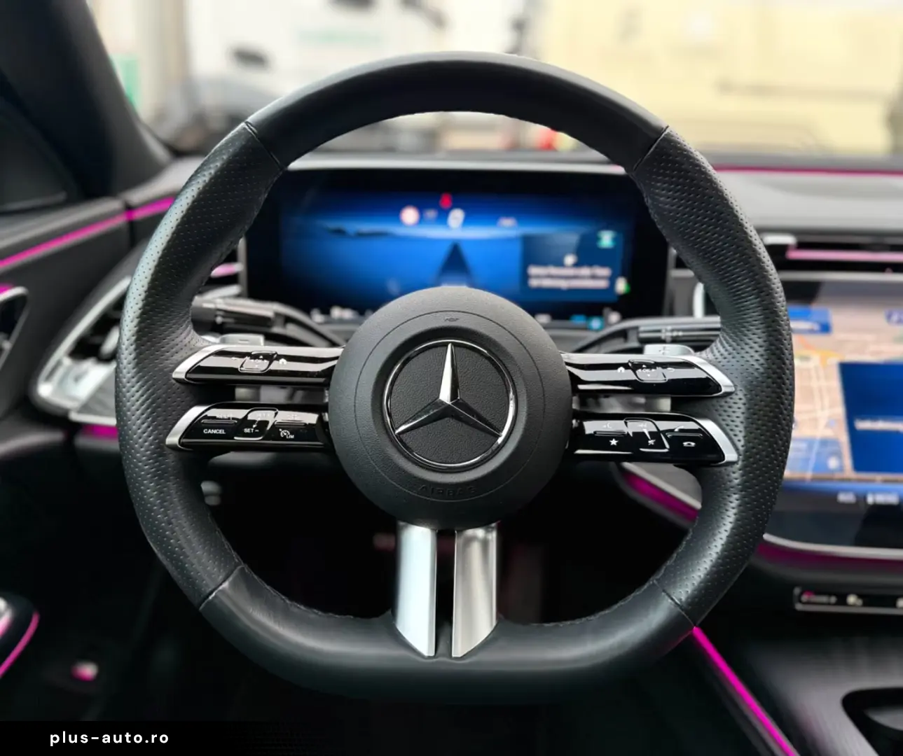 Mercedes-Benz E 200 NIGHT ACC PANO AMG LINE