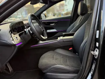 Mercedes-Benz E 200 NIGHT ACC PANO AMG LINE