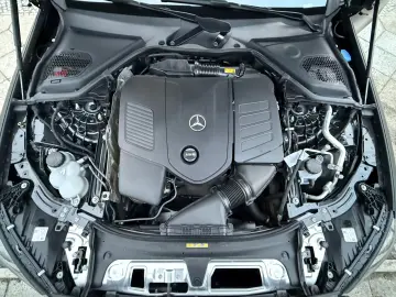 Mercedes-Benz E 200 NIGHT ACC PANO AMG LINE