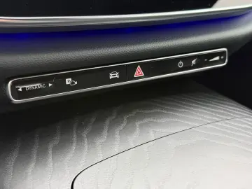 Mercedes-Benz E 200 AMG Distronic R-Kam T-Winkel