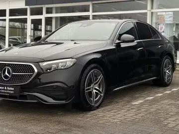 Mercedes-Benz E 200 AMG Distronic R-Kam T-Winkel