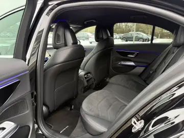 Mercedes-Benz E 200 AMG Distronic R-Kam T-Winkel