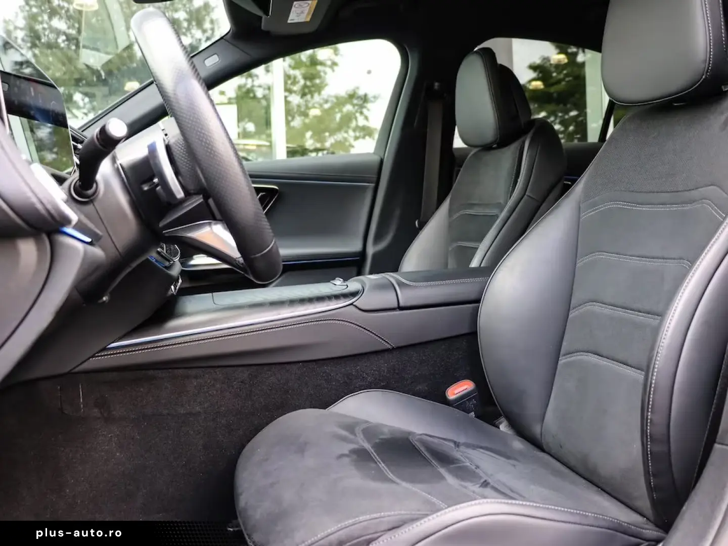 Mercedes-Benz E 200 AMG Advanced AHK Distronic